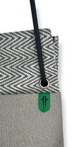 zigzag textile with textured pocket 